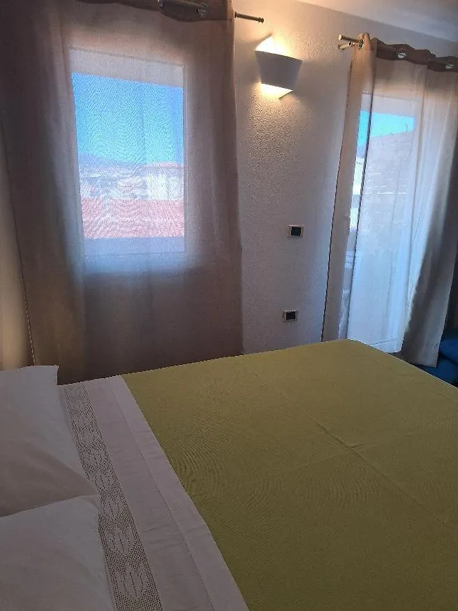 Il Profumo Di Ginestre Bed & Breakfast Olbia Italy