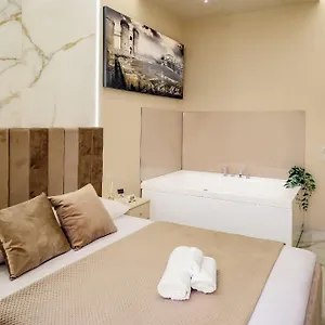 Bed & Breakfast Lovedream 